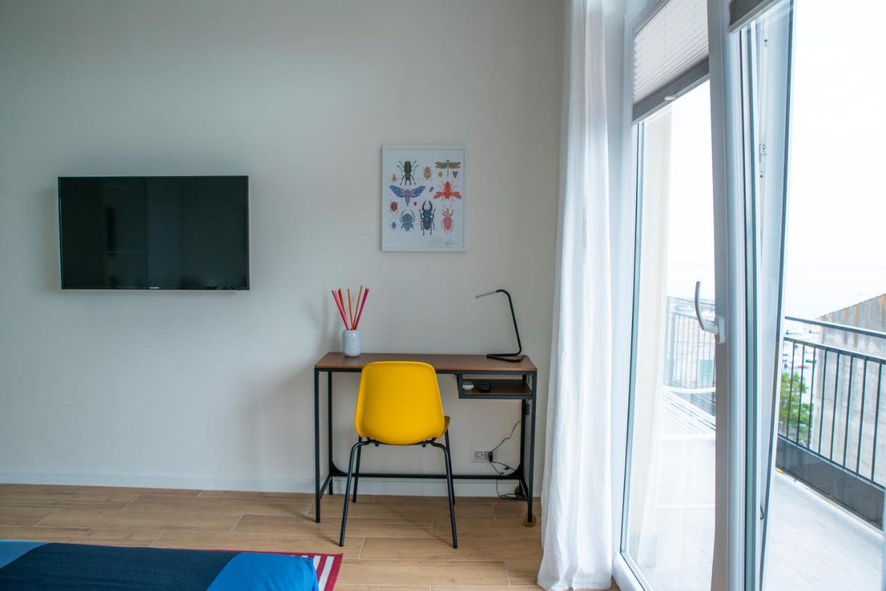 Occhi Sul Mare Apartment Acireale Bagian luar foto