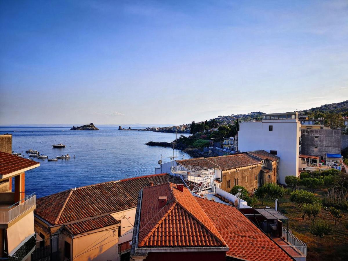 Occhi Sul Mare Apartment Acireale Bagian luar foto